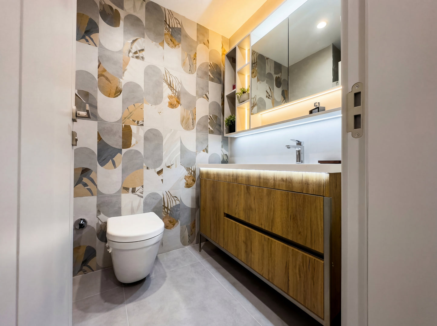 Luxury Living Just Moments from the Old Town