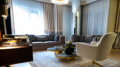 Iconic Luxury Twin Towers Almost Ready Flat