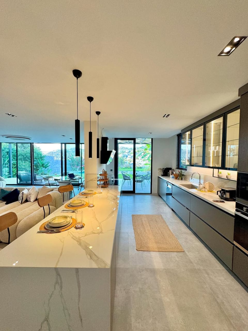 A private Mediterranean lifestyle, designed for every season