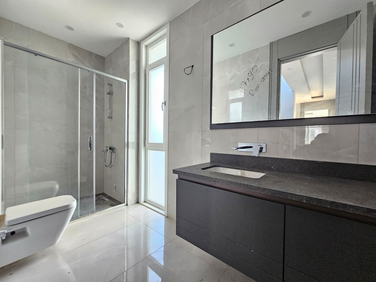 PANORAMIC SEA VIEW TRIPLEX VILLA